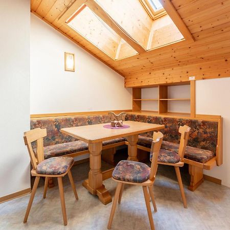Beautiful Apartment In Mittersill With Balcony Luaran gambar