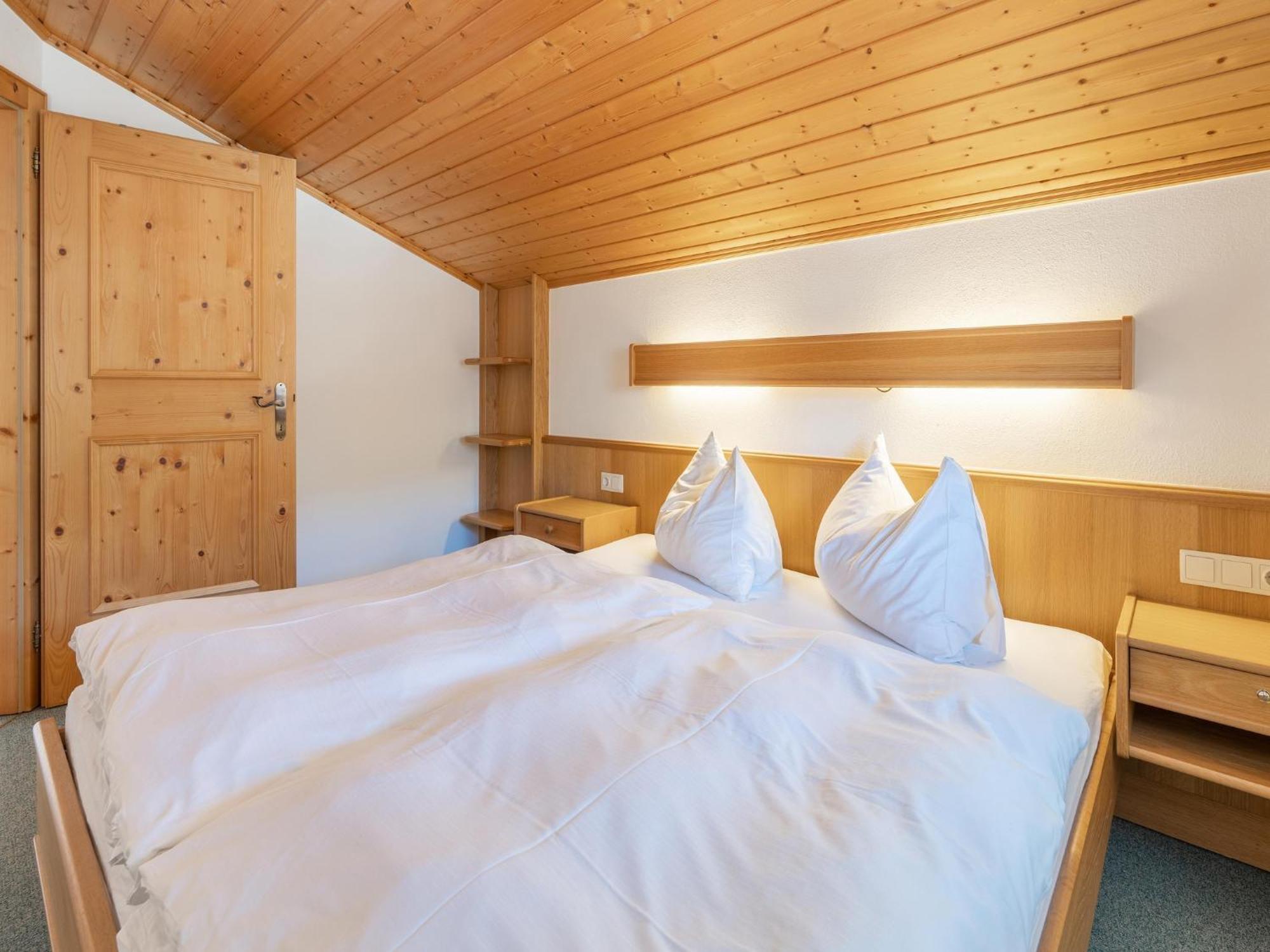 Beautiful Apartment In Mittersill With Balcony Luaran gambar