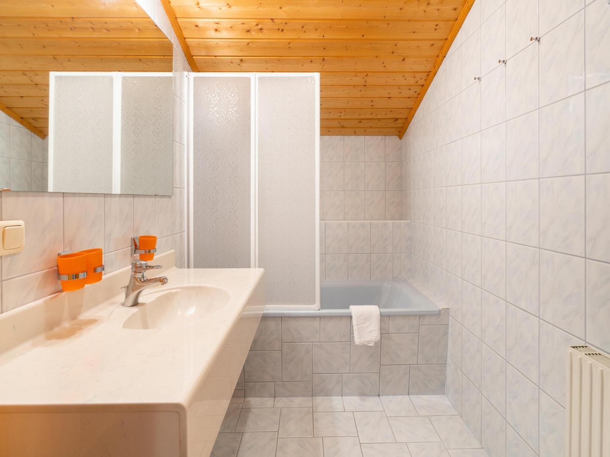 Beautiful Apartment In Mittersill With Balcony Luaran gambar