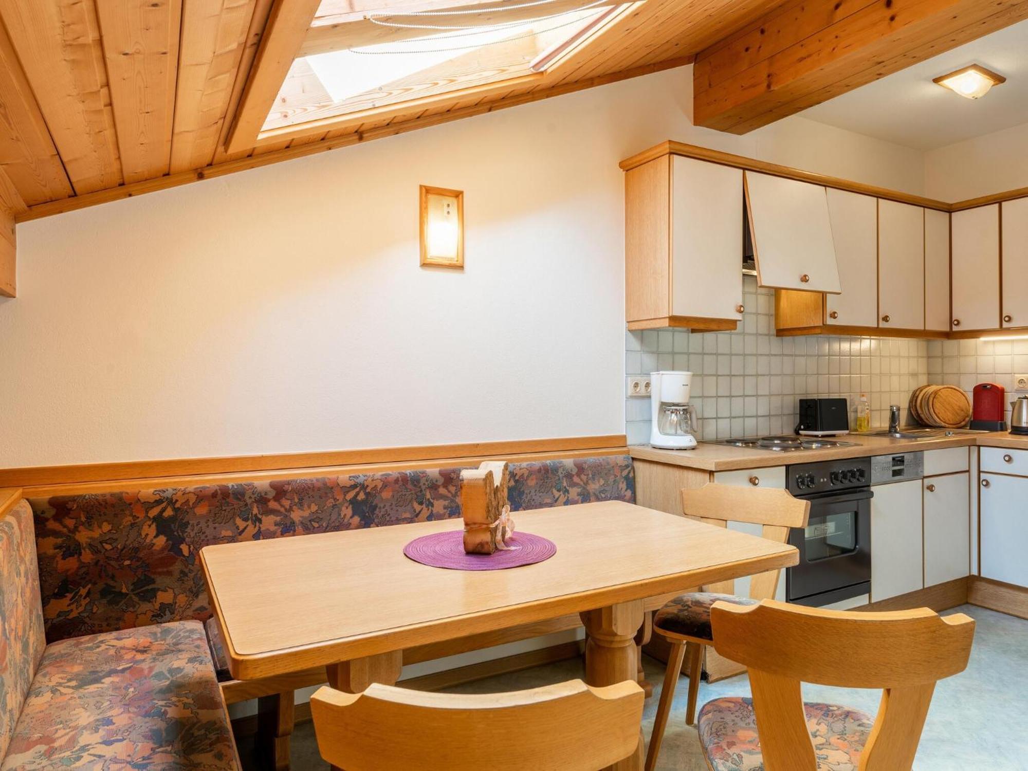 Beautiful Apartment In Mittersill With Balcony Luaran gambar