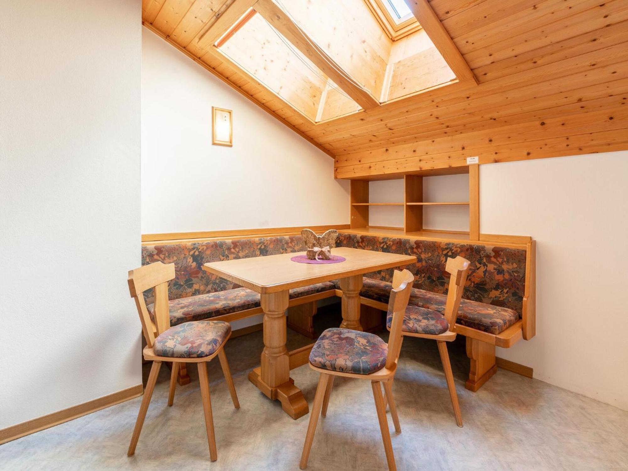 Beautiful Apartment In Mittersill With Balcony Luaran gambar