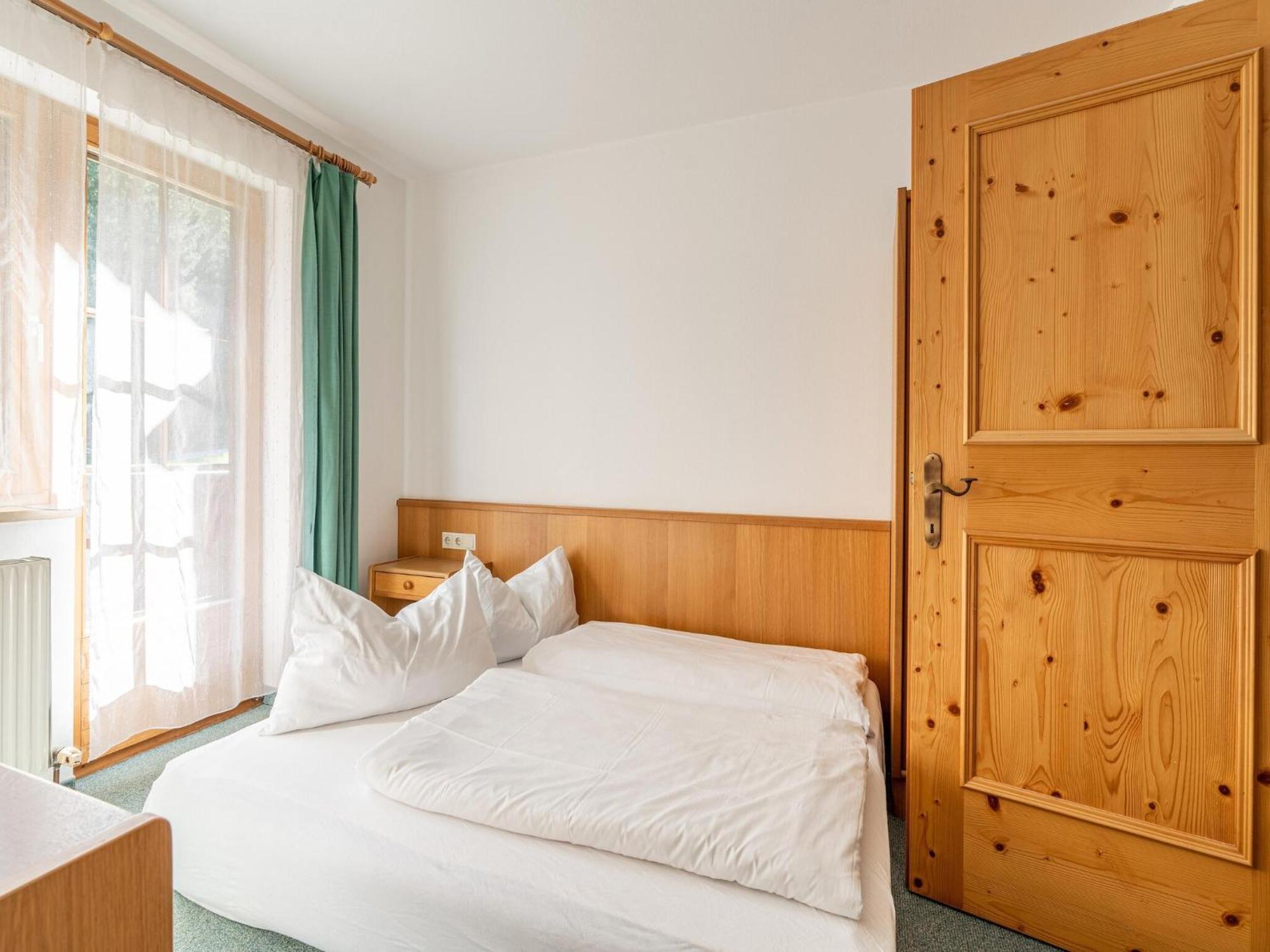 Beautiful Apartment In Mittersill With Balcony Luaran gambar