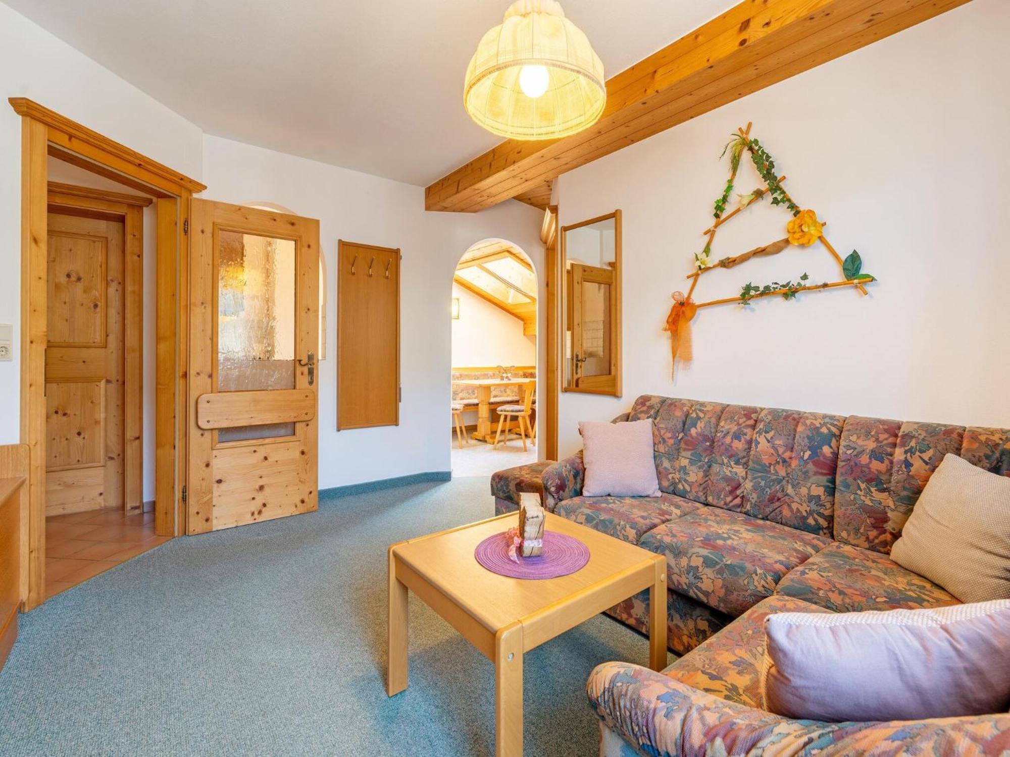 Beautiful Apartment In Mittersill With Balcony Luaran gambar