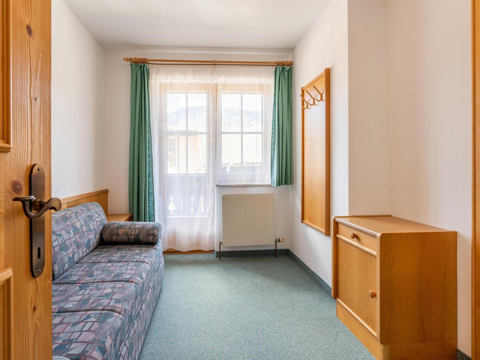 Beautiful Apartment In Mittersill With Balcony Luaran gambar