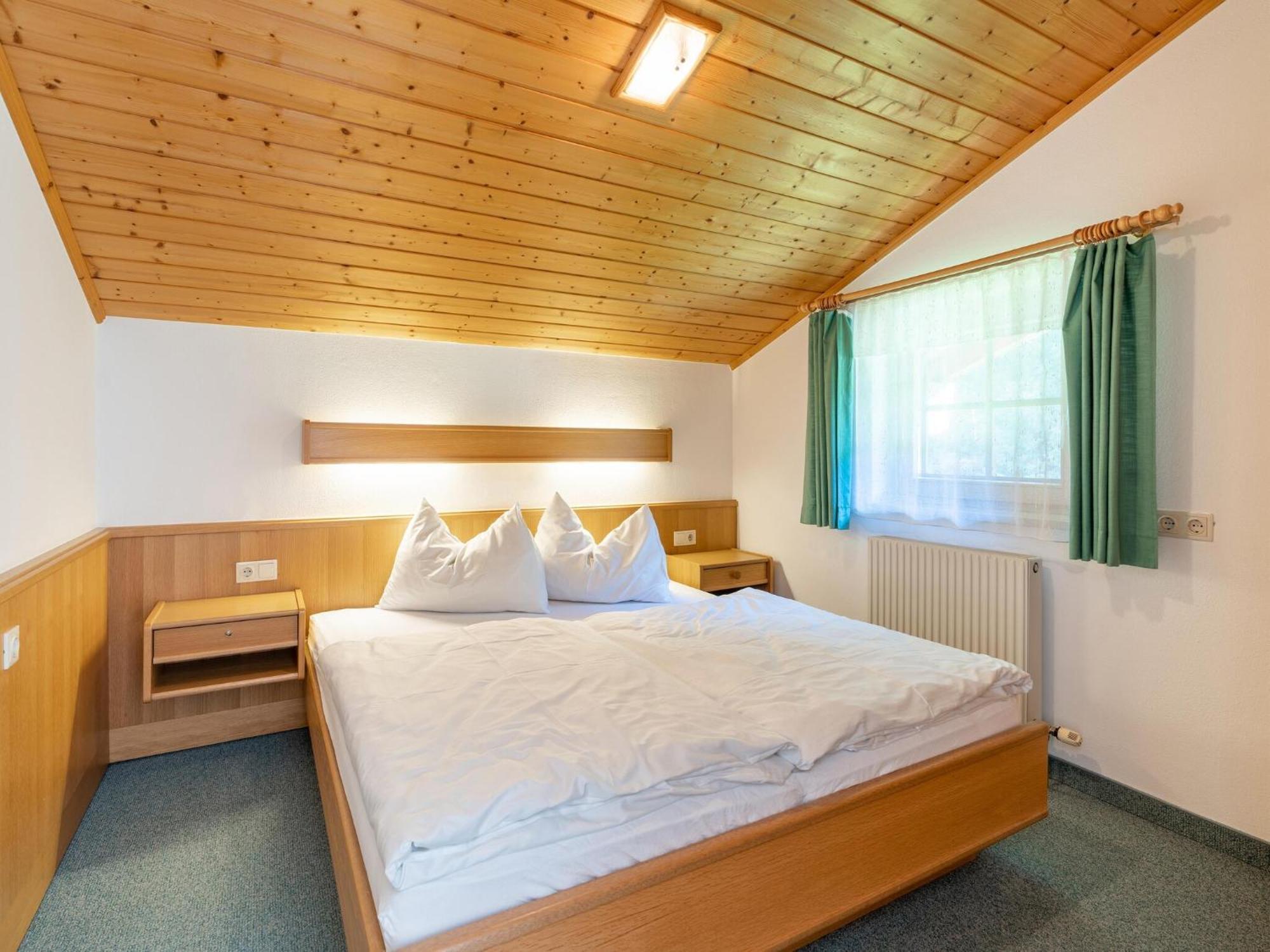 Beautiful Apartment In Mittersill With Balcony Luaran gambar