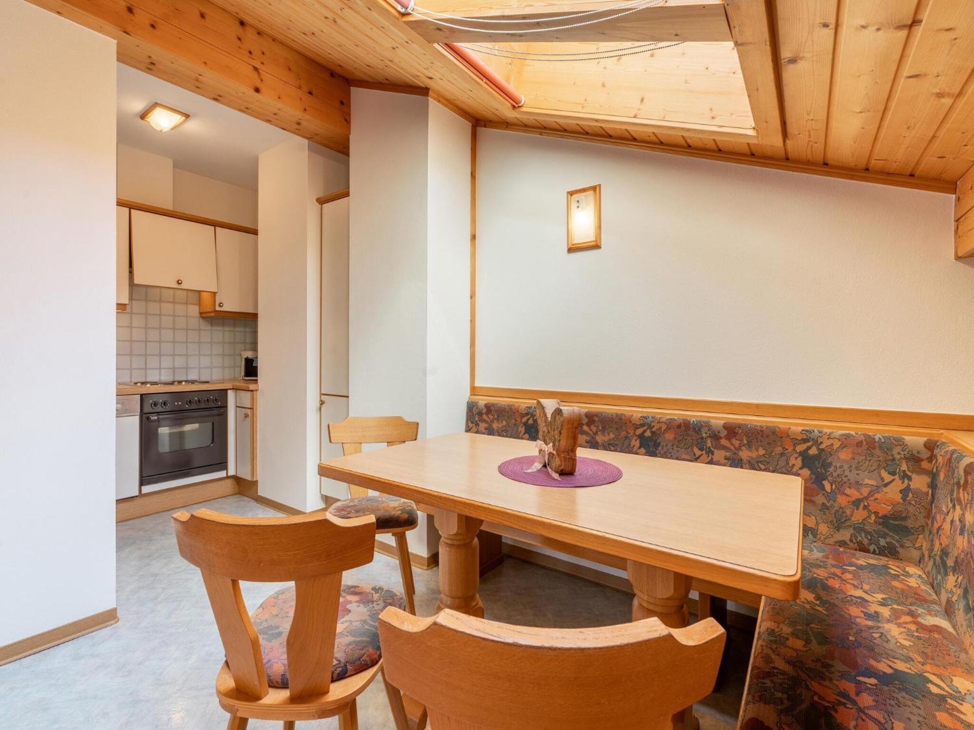 Beautiful Apartment In Mittersill With Balcony Luaran gambar